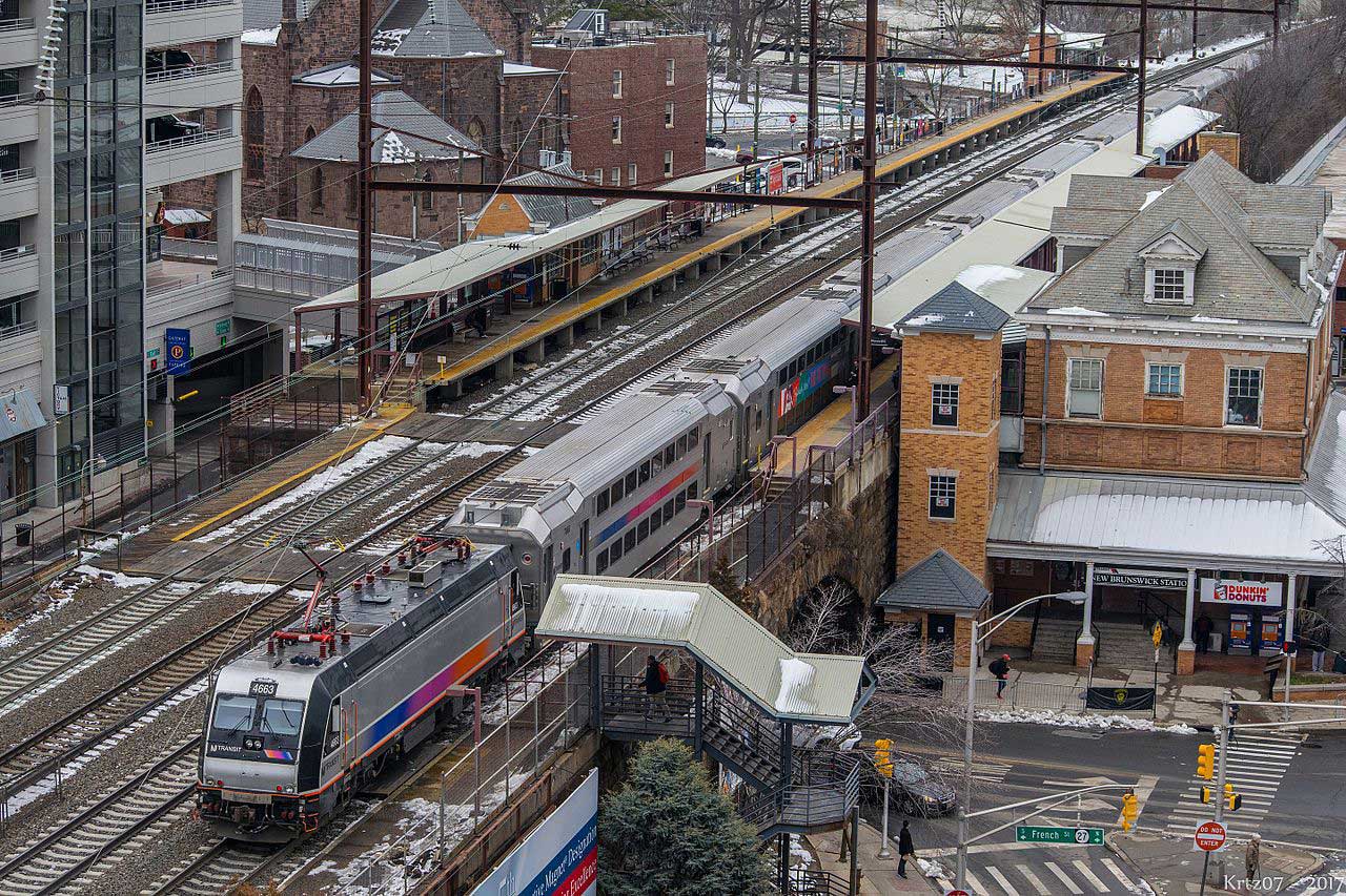 New Jersey Transit Northeast Corridor Line train at New
Brunswick